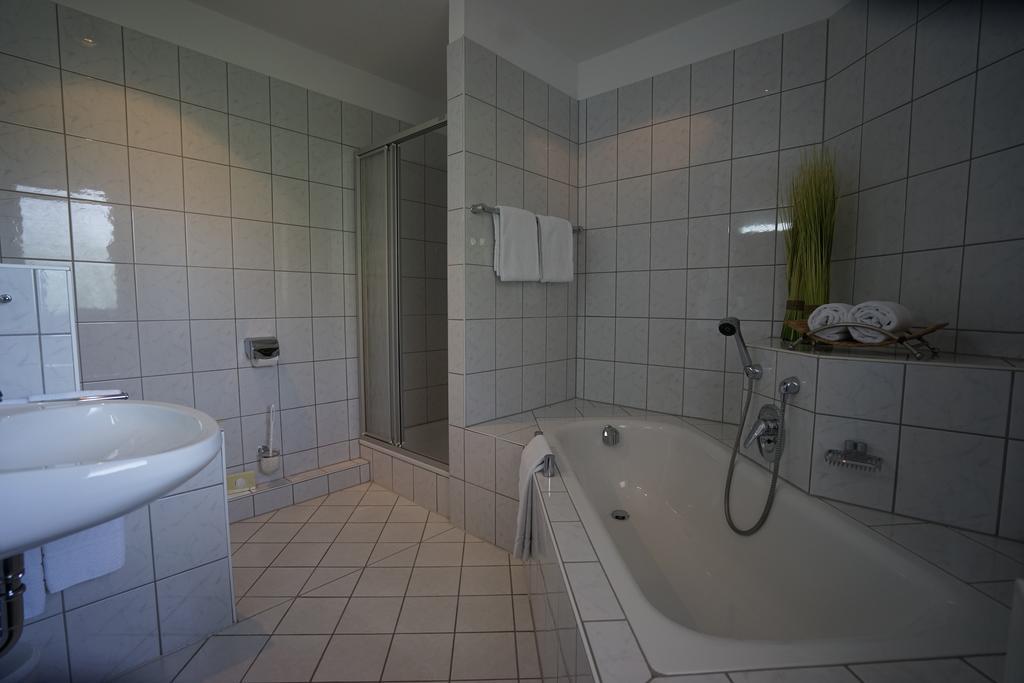 Hotel Loroesch Bad Orb Kamer foto